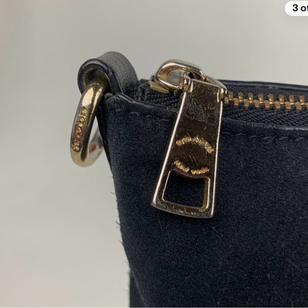 Coach Black Leather and Suede Shoulder Bag with Gold Hardware - Picture 6 of 16